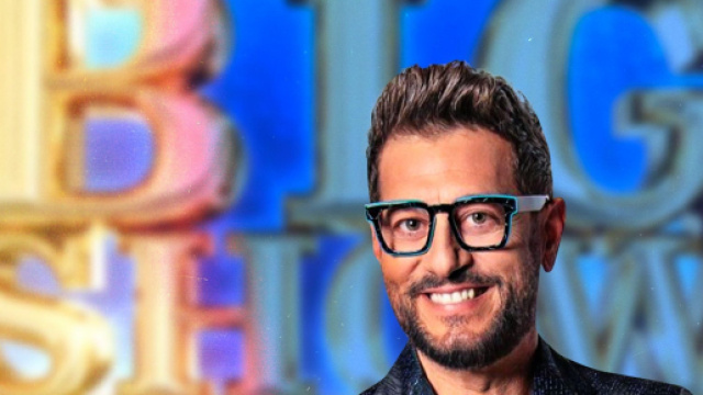 La Talpa 2024: Enrico Papi probabile conduttore del reality.