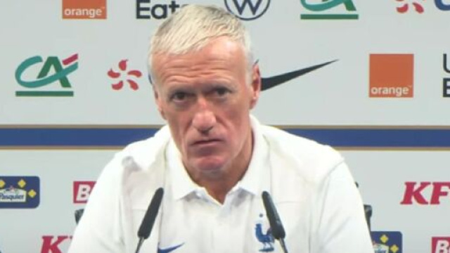 Didier Deschamps en conf&eacute;rence de presse (capture Twitter @ActuFoot_)