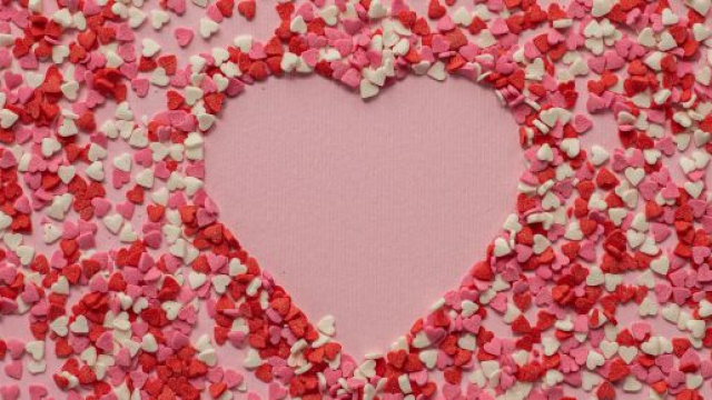 L'oroscopo dell'amore del 16 settembre con voti: Cancro, Sagittario e Pesci 'voto 10'.