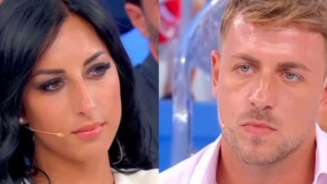 U&D, retroscena su Manuel Maura: 'Si &egrave; avvicinato a Roberta per proporsi di corteggiarla'.