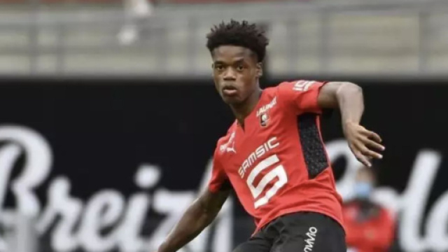 Warmed Omari, giocatore francese.