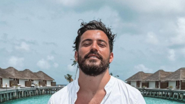 Anthony Mat&eacute;o vit &agrave; Bali (Screenshoot Twitter @GossipRoomOff)