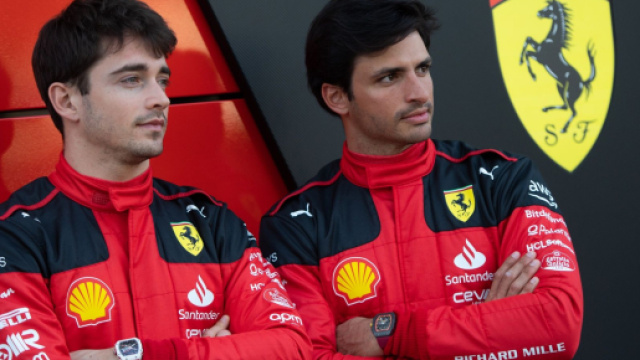 Carlos Sainz parla del rapporto con il suo compagno di scuderia Charles Leclerc.