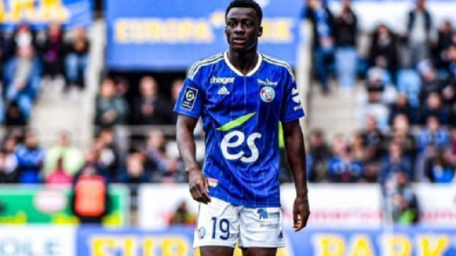 In foto Habib Diarra, centrocampista dello Strasburgo.