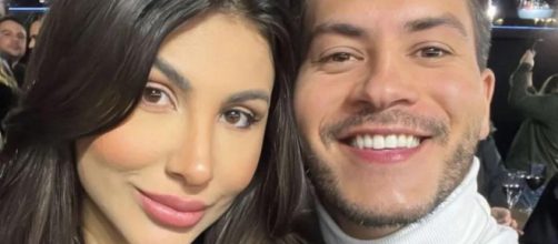 Jheny Santucci e Arthur Aguiar anunciam gravidez (Arquivo Blasting News)