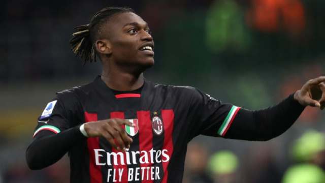 In foto Leao, attaccante del Milan.