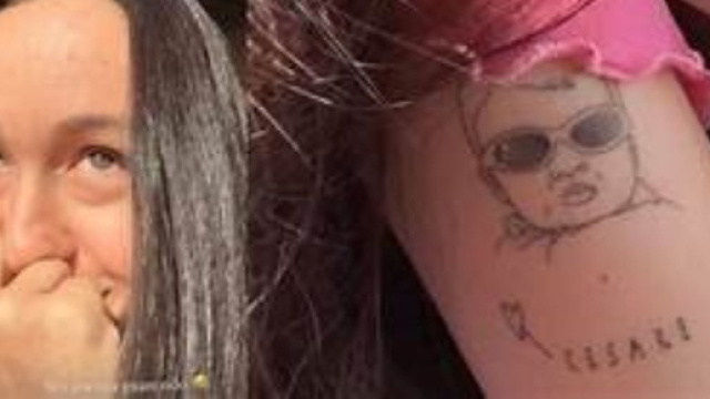 Aurora Ramazzotti si tatua il volto del figlio Cesare.
