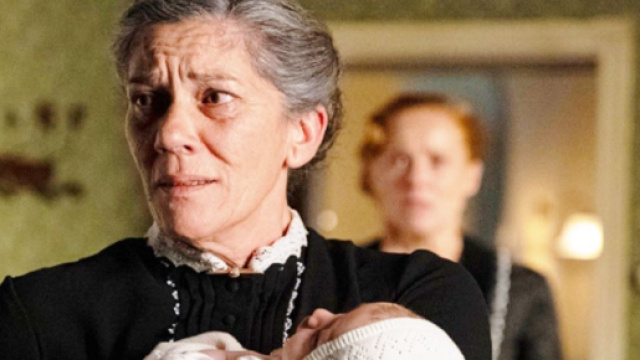 La Promessa, anticipazioni: Jana e Manuel vivono una notte d'amore, Petra ha un segreto.