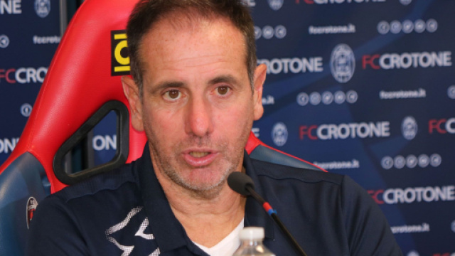 Crotone, tre punti d'oro a Catania: i calabresi sbancano il 'Massimino'.