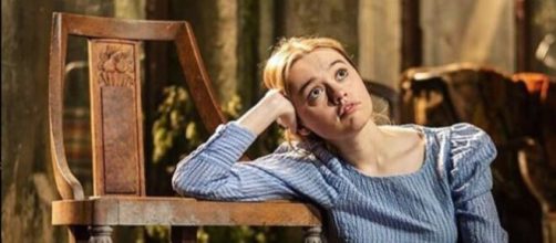 Aimee Lou Wood (Reprodu&ccedil;&atilde;o/Instagram/@aimeelouwood)