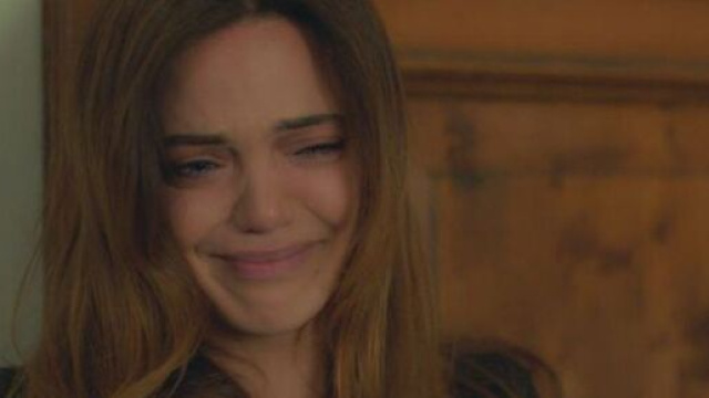 Terra amara, spoiler al 30 settembre: Zuleyha soffre per la morte di Yilmaz, Demir conosce la bella Umit.