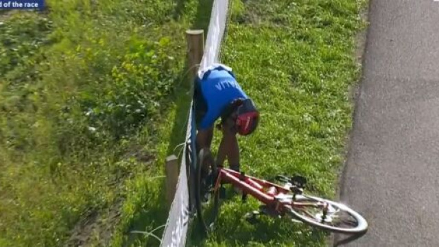 Ciclismo, la caduta di Elisa Balsamo agli Europei di Drenthe