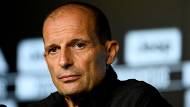 Juventus, Zazzaroni: 'Non si contano pi&ugrave; i soggetti pronti a gettarsi sopra Allegri'