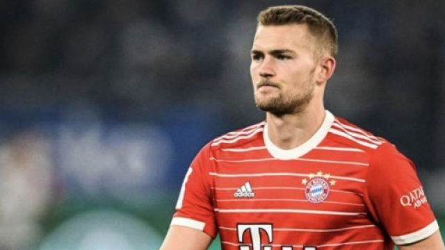 Matthijs de Ligt riserva al Bayern Monaco: possibile un suo ritorno in Serie A.