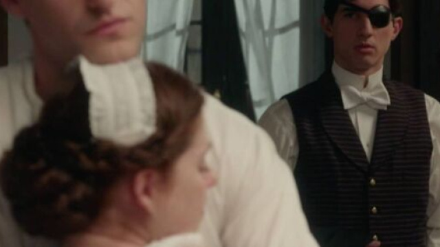 La promessa, trame spagnole: Maria sempre pi&ugrave; divisa tra Salvador e Lope.