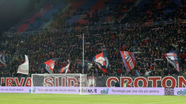 Trasferta con restrizioni per i tifosi del Crotone