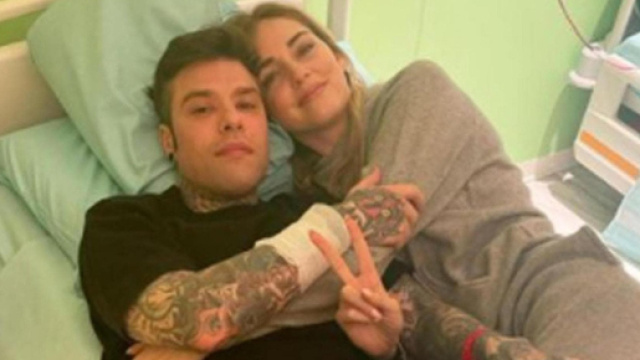 Fedez in ospedale, Chiara Ferragni rientra a da Parigi d'urgenza ... - repubblica.it