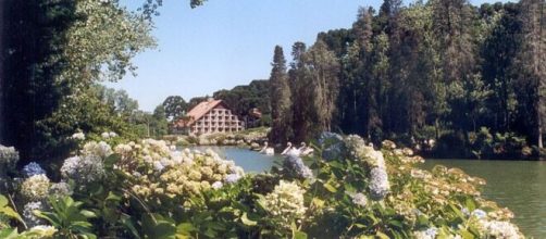 Hort&ecirc;nsias no Lago Negro, em Gramado (Reprodu&ccedil;&atilde;o/Brasu/Wikimedia Commons)