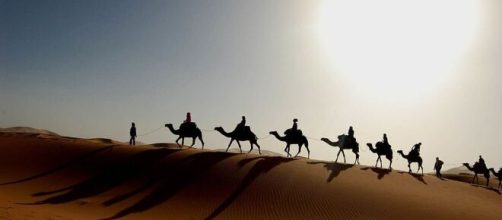Saara marroquino tamb&eacute;m &eacute; um ponto tur&iacute;stico do pa&iacute;s (Reprodu&ccedil;&atilde;o/Bachmont/Wikimedia Commons)