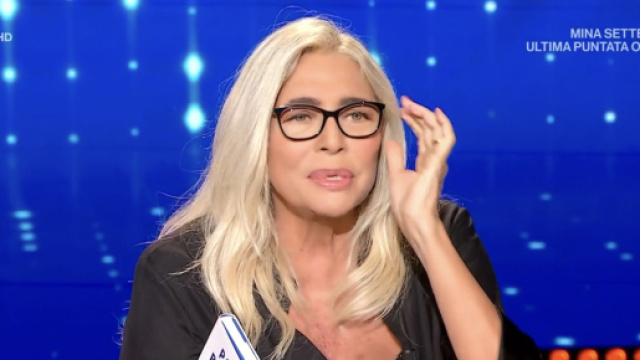 Cambio programmazione Rai 2024/25: Mara Venier in bilico a Domenica In, Il Paradiso resta.