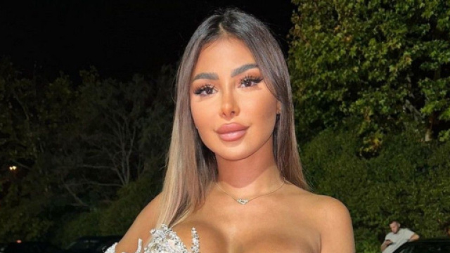 Maeva Ghennam op&eacute;r&eacute;e d'urgence : ses injections aux fesses tournent au drame. (Screenshot Instagram)