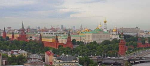 Kremlin de Moscou, na R&uacute;ssia (Foto: A.Savin/Wikimedia Commons)