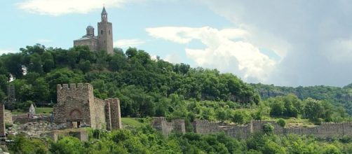 Pal&aacute;cio de Tsarevets na Bulg&aacute;ria (Mark Ahsmann/Wikimedia Commons)