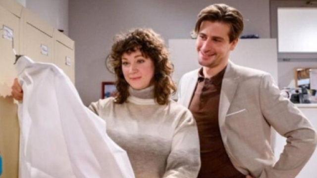 Tempesta d'amore, anticipazioni: Tina spinge Paul a lasciare Constanze per stare con Josie.