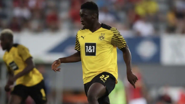 Abdoulaye Kamara, centrocampista.