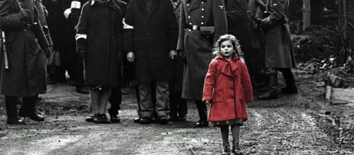 Filme de Spilberg, "A Lista de Schindler" &eacute; aclamado pela cr&iacute;tica e academia (Divulga&ccedil;&atilde;o/Universal Pictures)