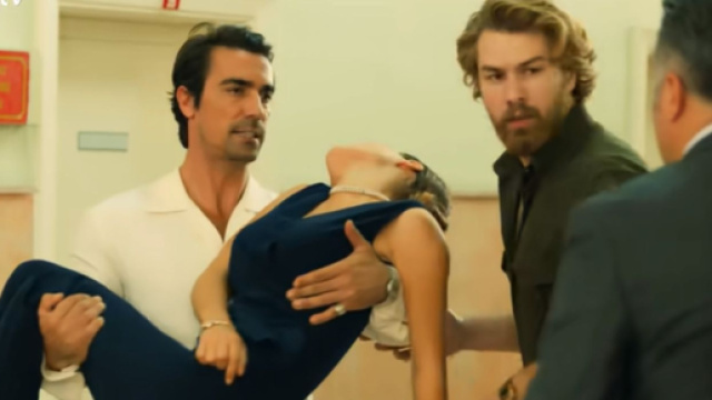 Terra amara trame quarta stagione: Zuleyha sviene sapendo che Demir &egrave; deceduto.