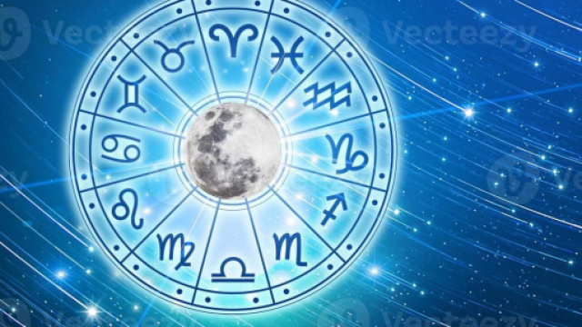 Oroscopo 15 gennaio: per lo Scorpione momento favorevole in amore.