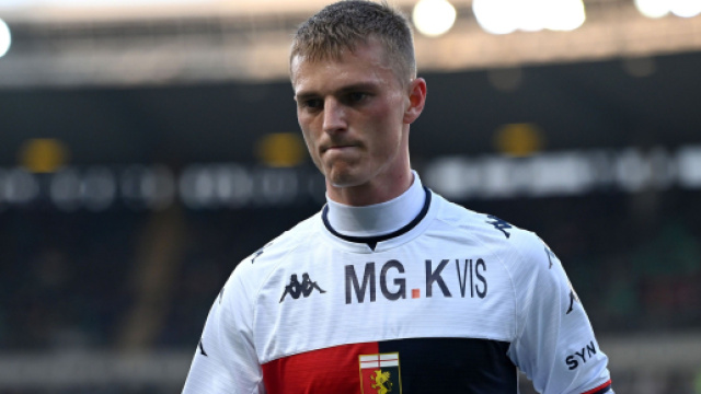 In foto Gudmundsson, giocatore del Genoa.