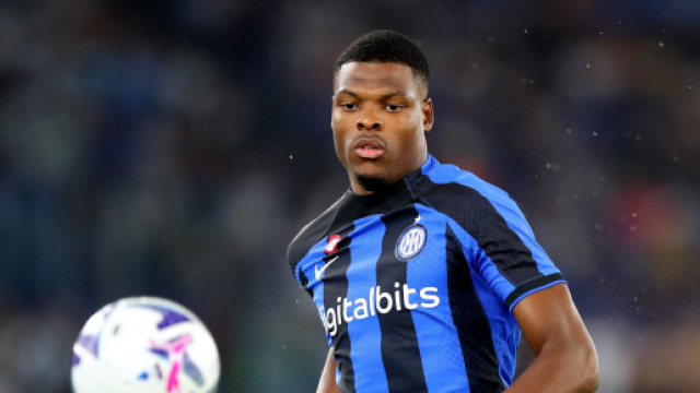 Mercato Inter: in estate potrebbe partire Denzel Dumfries, direzione Premier League