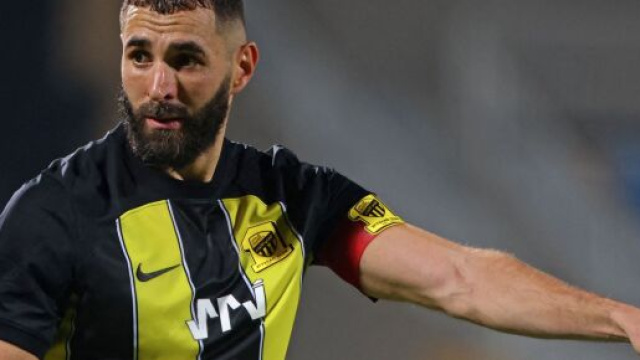 Benzema agac&eacute; par les critiques &agrave; son sujet. (screenshot twitter @rmc)