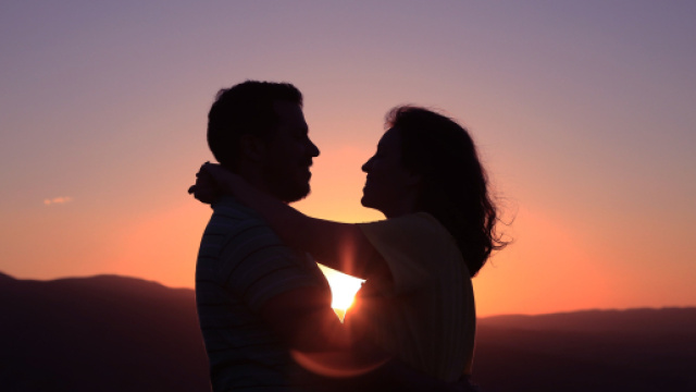 L'oroscopo del 26 gennaio: Toro molto nervoso, Cancro energico.