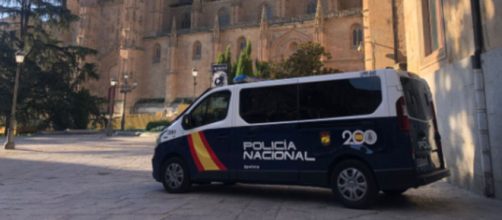 El cad&aacute;ver del sacerdote estaba en su cama (X, @policia)
