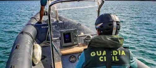 La madre del menor desaparecido en el Mar Menor dijo que hab&iacute;a 'algo m&aacute;s' en el caso (X, @guardiacivil)