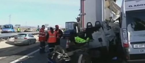 El mortal accidente se produjo debido a la neblina en la A-4 a la altura de Ciudad Real (Captura de pantalla de Canal Sur)