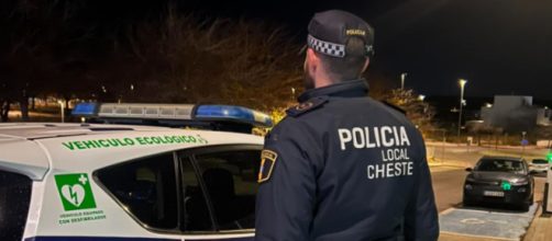 Los agentes municipales de Cheste fueron los primeros que llegaron al lugar (Facebook, Polic&iacute;a Local de Cheste)