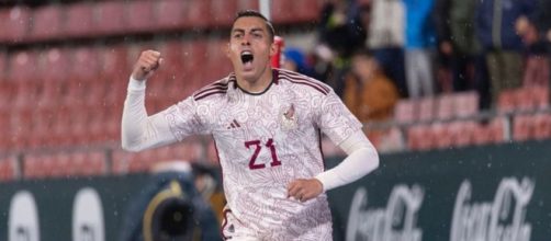 Funes Mori em a&ccedil;&atilde;o pela Sele&ccedil;&atilde;o Mexicana (Instagram/@rogeliofm9)