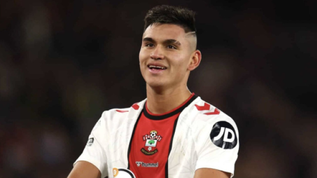 Carlos Alcaraz, centrocampista del Southampton.