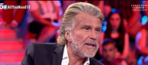 Edmundo Arrocet y la periodista decidieron poner fin a su relaci&oacute;n en 2019 (Captura de pantalla de Telecinco)