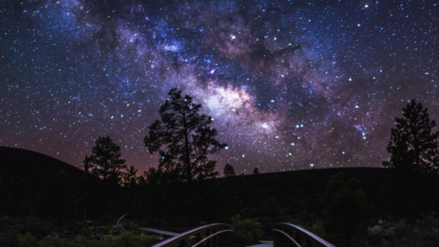 L'oroscopo del 10 gennaio: Toro davanti ad un bivio, Vergine frizzante.