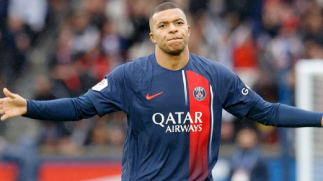 PSG : Mbapp&eacute; est annonc&eacute; proche du Real Madrid. (screenshot Twitter - @Footballogue)
