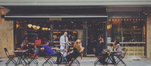 Alguns signos adoram sair para comer (Reprodu&ccedil;&atilde;o/Pixabay)