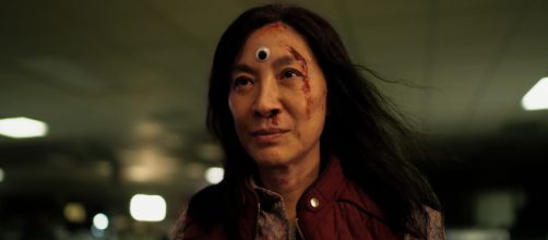 "Tudo em Todo o Lugar ao Mesmo Tempo" ganhou o p&uacute;blico (Reprodu&ccedil;&atilde;o/A24)