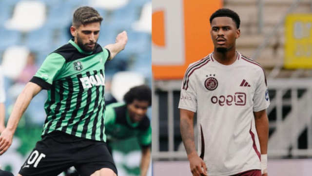 Domenico Berardi, attaccante del Sassuolo. Foto &copy; Sassuolo. Jorell Hato, difensore dell'Ajax. Foto &copy; Ajax