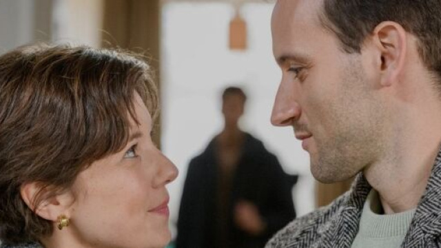 Eleni e Julian in una scena di Tempesta d'amore &copy; Rete 4.