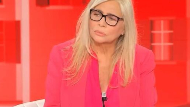 In foto Mara Venier, screenshot &copy; Rai 1.